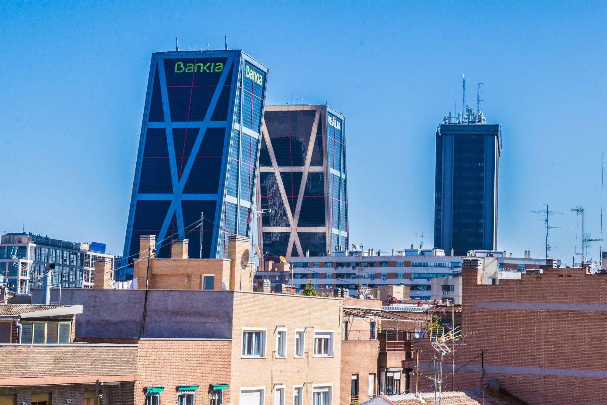Caballero Errante Madrid Buitenkant foto